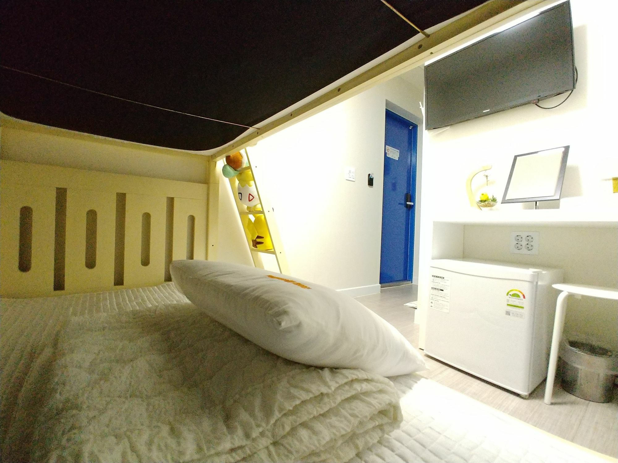 Road Myeongdong Hotel Seoul Exterior photo