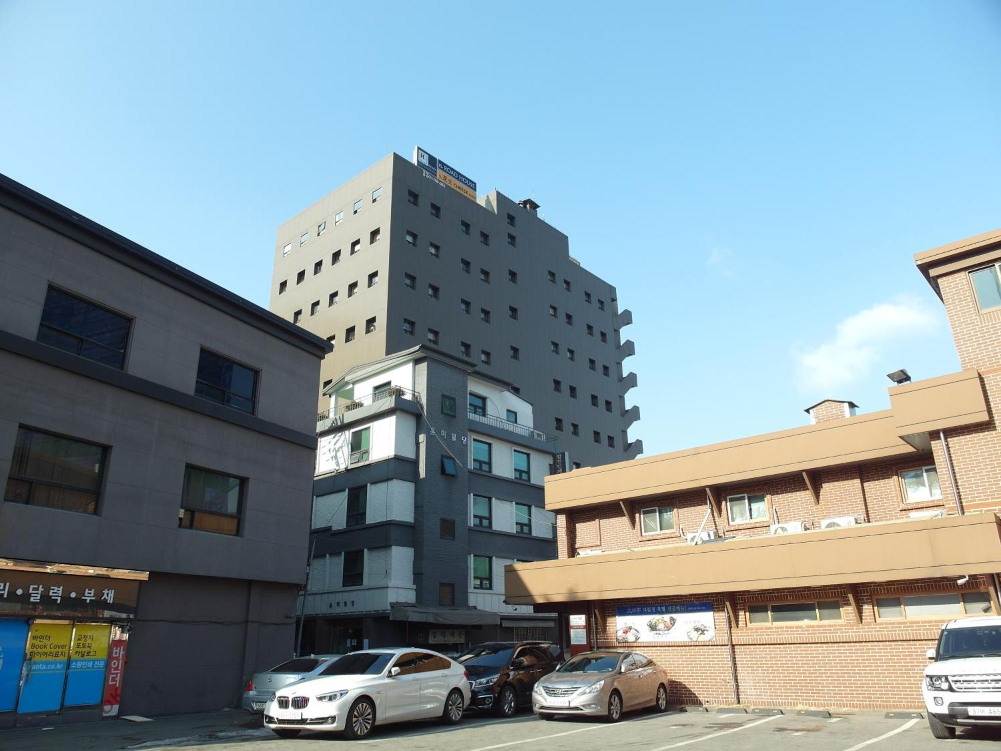Road Myeongdong Hotel Seoul Exterior photo
